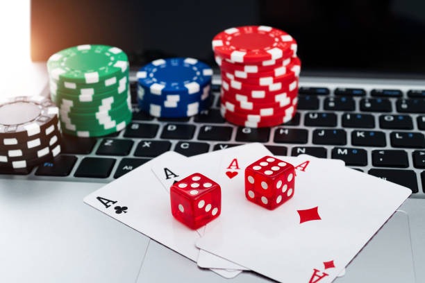 Mobile Live Baccarat screen with table and controls